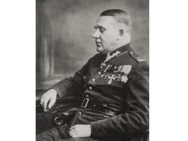 Edwin Norbert Wagner w mundurze oficera Wojska Polskiego