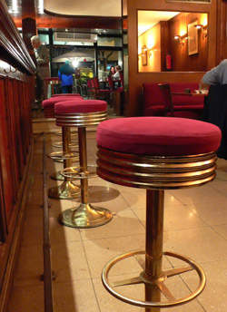 zdjęcie: stołki barowe