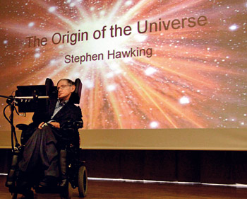 zdjęcie: Stephen Hawking w tle jego prezentacja