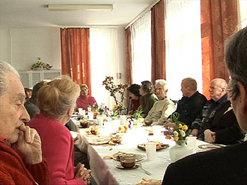 Na zdjęciu: Andrzej Lauda razem z ojcem uczestniczy w spotkaniach grupy wsparcia