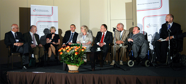 Na zdjęciu: Uczestnicy konferencji